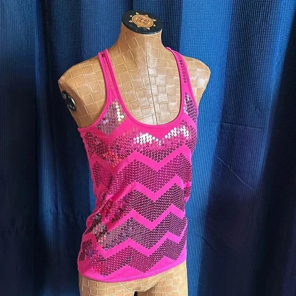 3 Sequin Tank Tops‎ - Picture 1 of 12